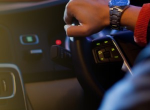 Uber vs Ola vs DiDi vs Taxi:Výběr nejlepší možnosti jízdy 