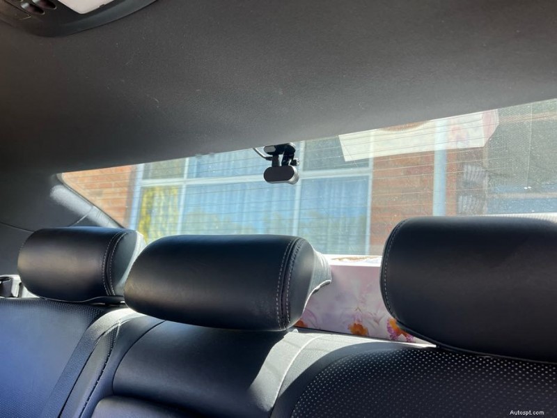 Optimální umístění Dash Cam pro maximální pokrytí a bezpečnost 