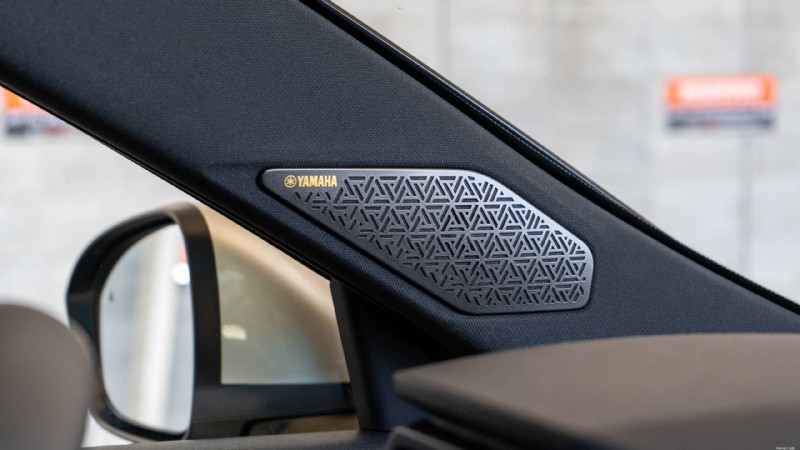 Recenze Mitsubishi Outlander 2026:Plyšové, praktické třířadé SUV pro městské rodiny 