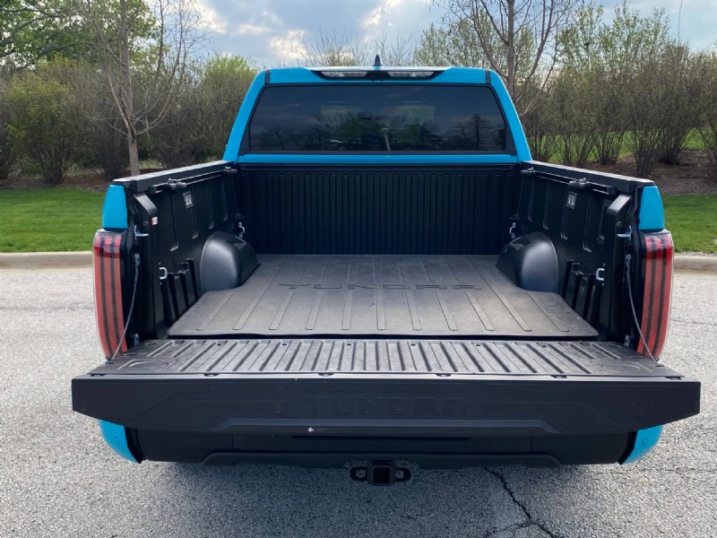 Toyota Tundra TRD Pro i-FORCE MAX 2026:Hloubková a nezaujatá recenze 