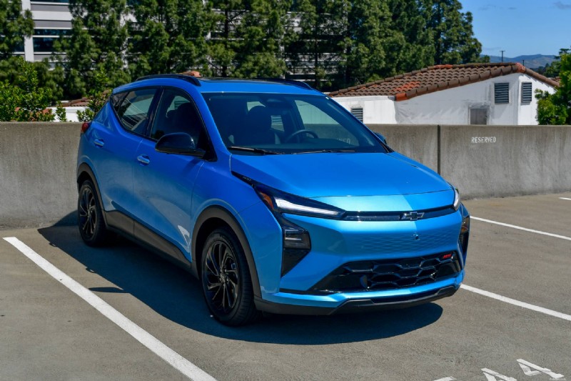 Recenze 2027 Chevy Bolt RS:Zkušenosti z dojíždění a proč vyniká