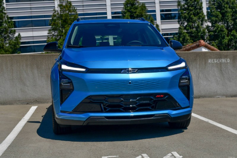 Recenze 2027 Chevy Bolt RS:Zkušenosti z dojíždění a proč vyniká