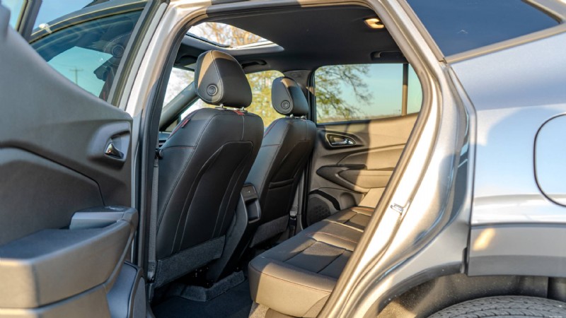 2026 Chevrolet Trax vs Nissan Kicks:Nezaujaté, hloubkové srovnání dvou kompaktních SUV