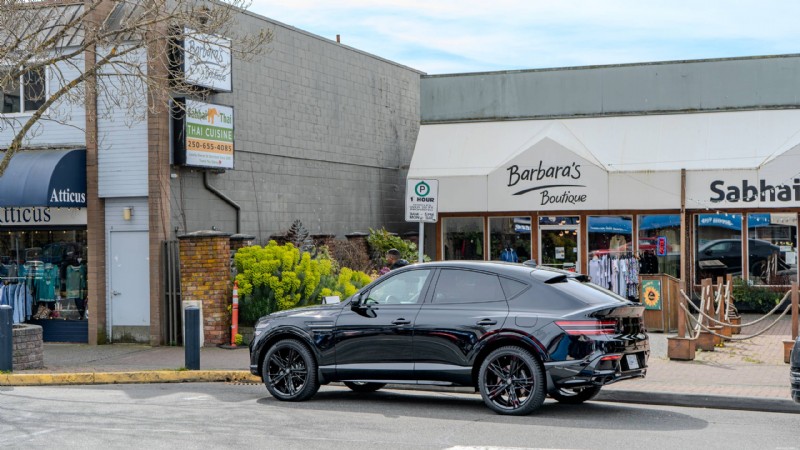Recenze Genesis GV80 Coupe Prestige Black z roku 2026:Luxus, design a výkon ve skutečném světě