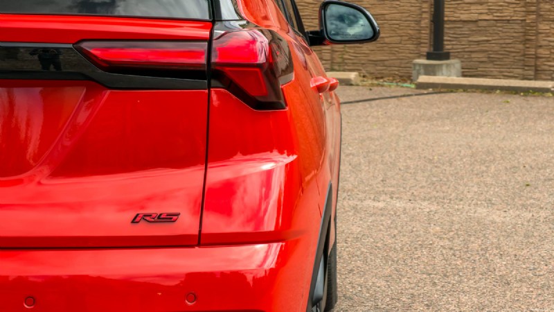 Recenze 2027 Chevrolet Bolt:Proč nejnovější model čelí zvěstem o zrušení 