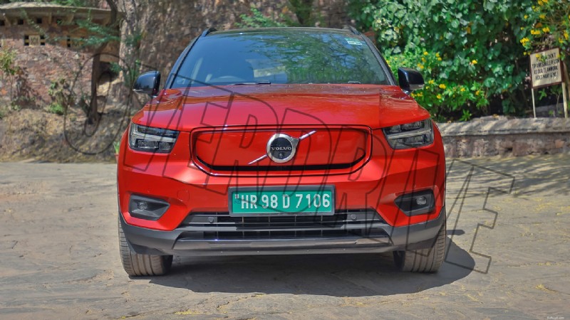 2022 Volvo XC40 Dobíjecí standard – přehled exteriéru