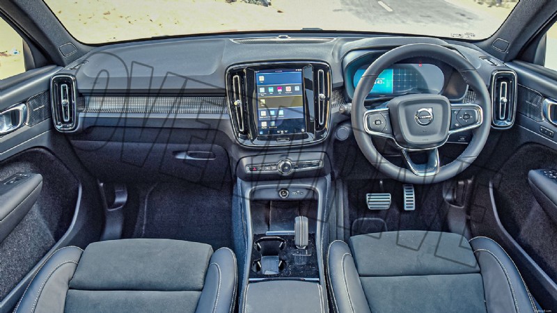 2022 Volvo XC40 Dobíjecí standard – přehled exteriéru