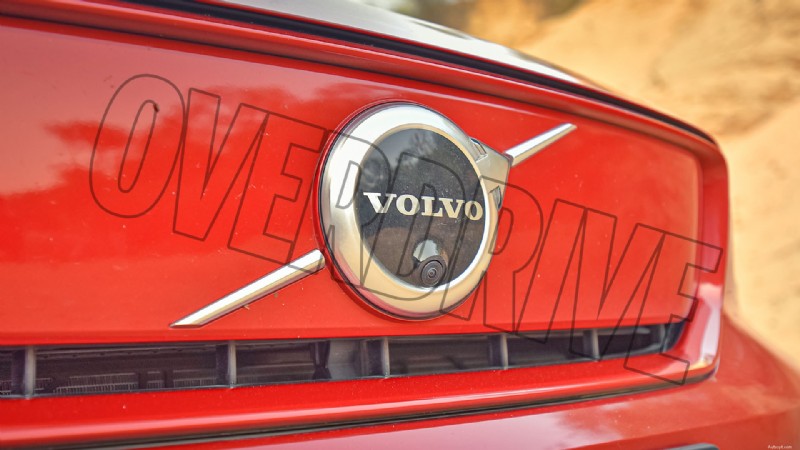 2022 Volvo XC40 Dobíjecí standard – přehled exteriéru