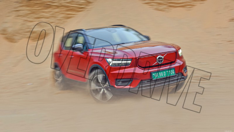 2022 Volvo XC40 Dobíjecí standard – přehled exteriéru