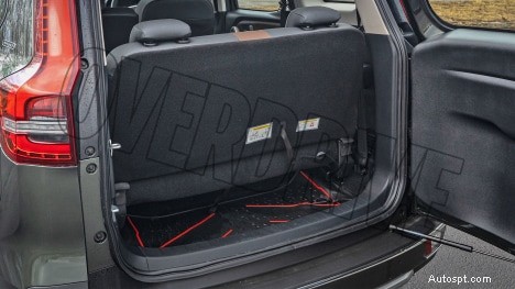 Mahindra Scorpio-N 2022 Z8L Benzín – 6rychlostní manuální, elegantní exteriér 