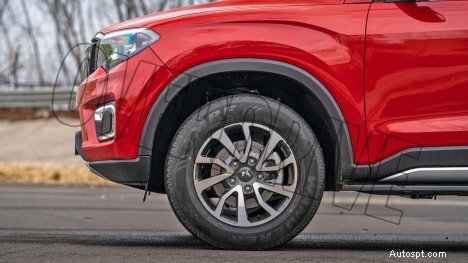 Mahindra Scorpio-N 2022 Z8L Benzín – 6rychlostní manuální, elegantní exteriér 