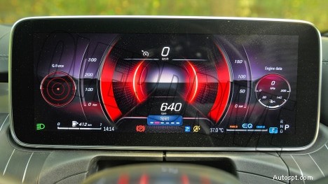 2022 Interiér Mercedes-Benz třídy C C200 – luxus, pohodlí a špičkový design 