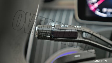 2022 Interiér Mercedes-Benz třídy C C200 – luxus, pohodlí a špičkový design 