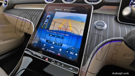 2022 Interiér Mercedes-Benz třídy C C200 – luxus, pohodlí a špičkový design 
