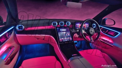 2022 Interiér Mercedes-Benz třídy C C200 – luxus, pohodlí a špičkový design 