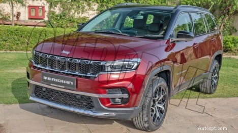 Prozkoumejte Jeep Meridian 2022 Limited Exterior – prémiový design a robustní výkon 