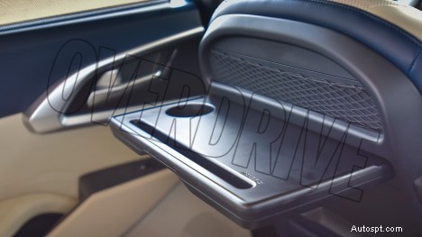 2022 Kia Carens Luxury Plus – 7místný, motor 1,5 l, 6rychlostní automatický interiér