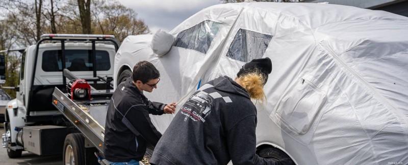Porsche Cayenne S dodáno:Plastová ochrana od prodejce až k vašim dveřím 