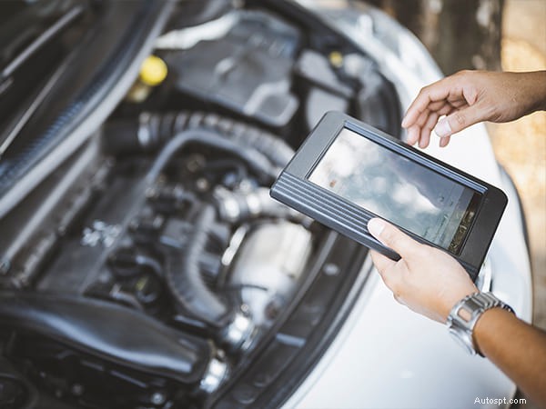 Digitální inspekce zvyšují kvalitu automobilových služeb v Allen, TX 