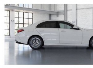 Plug-In hybridní sedan Mercedes-Benz třídy C:Váš dokonalý průvodce nákupem elektrického vozu ve Spojeném království 