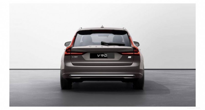Volvo V90 Recharge Plug-In Hybrid (Estate) – průvodce pro kupujícího ve Spojeném království nejnovějším elektrickým luxusem 