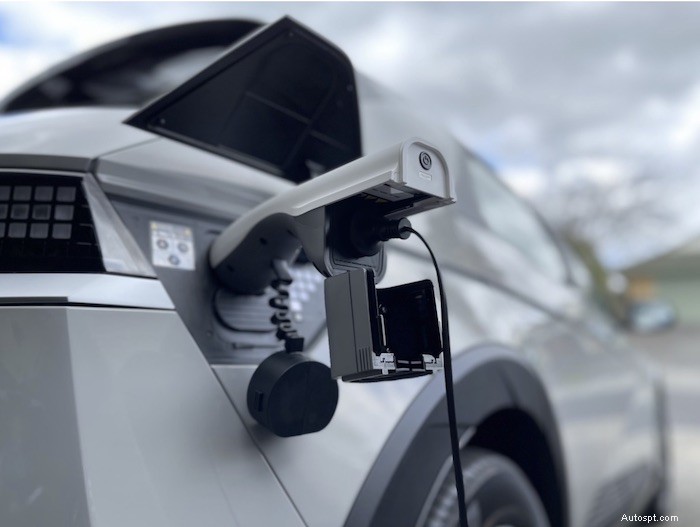 V2L Explained:Váš komplexní průvodce nákupem elektromobilů ve Velké Británii 