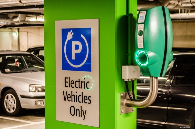 Nejlepší britský průvodce elektrickými auty a veřejnými nabíjecími sítěmi 