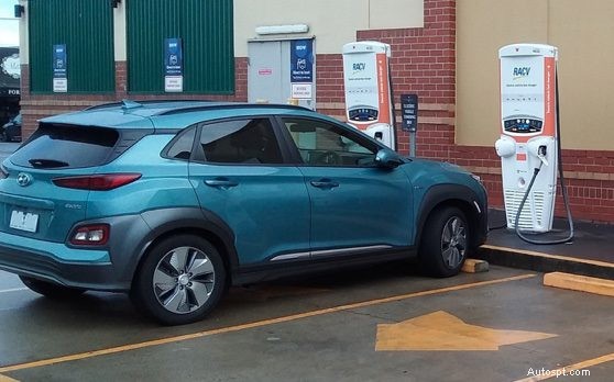 Australská cesta k dostupnému nabíjení EV:Kdy budou standardy implementovány? 