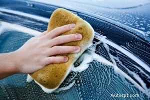 5 hrozeb pro lak vašeho auta ve Scottsdale (a jak ho udržet v lesku) 