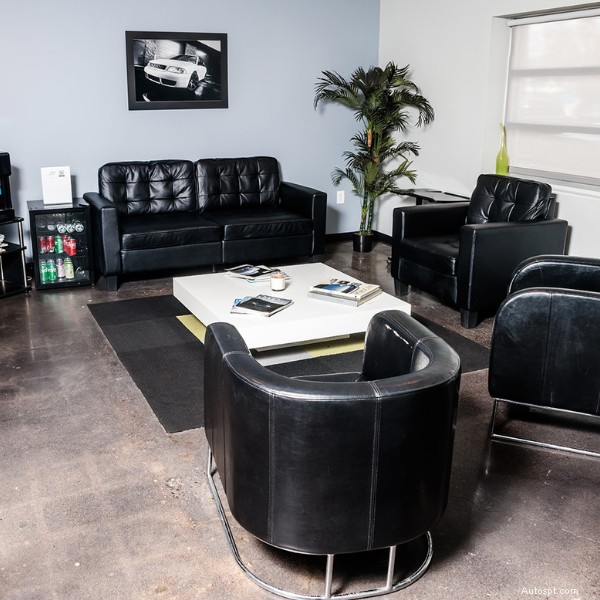 Důvěryhodný místní autoservis – Avalon Motor Sports, Denver 