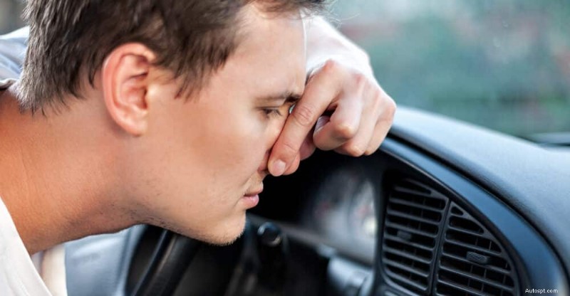 5 klíčových příznaků, že selhává ventilátor AC kondenzátoru vašeho auta a náklady na výměnu 
