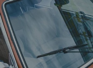 Proč jízda s naštípaným čelním sklem představuje vážná rizika 