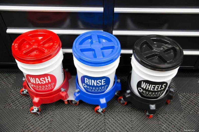 Odborný průvodce 2024:Špičkové šampony pro auta s keramickým povrchem 
