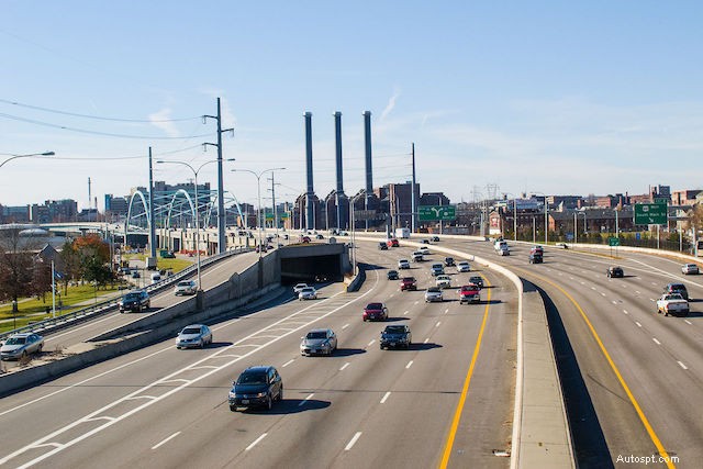 Parkway vs. Highway:Jasný průvodce jejich rozdíly 