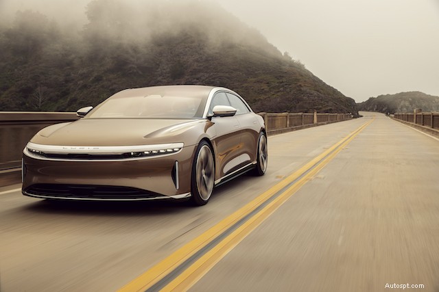 Nejlepší elektrická vozidla roku 2022, která byste měli zvážit 
