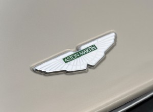 Odhalení původu ikonických značek automobilů 