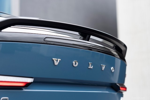 Odhalení původu ikonických značek automobilů 