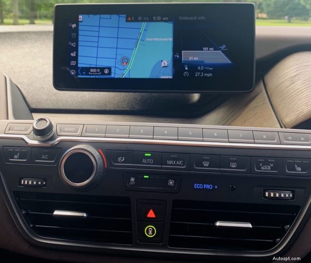 Recenze BMW i3s:Elektrizující výkon a luxus na silnici 