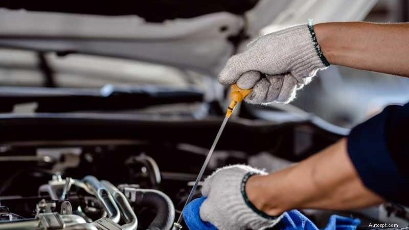 When to Change Your Car’s Engine Oil:A Proven Maintenance Guide 