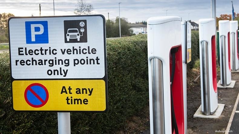 Nejlepší průvodce nabíjením elektromobilů:Jednoduché kroky a cenové tipy