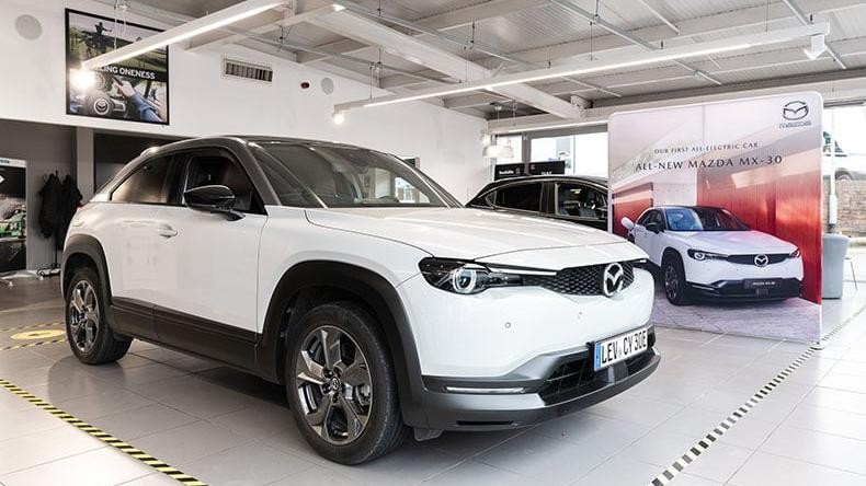 Kolik skutečně stojí elektromobil? Komplexní srovnání nákladů 