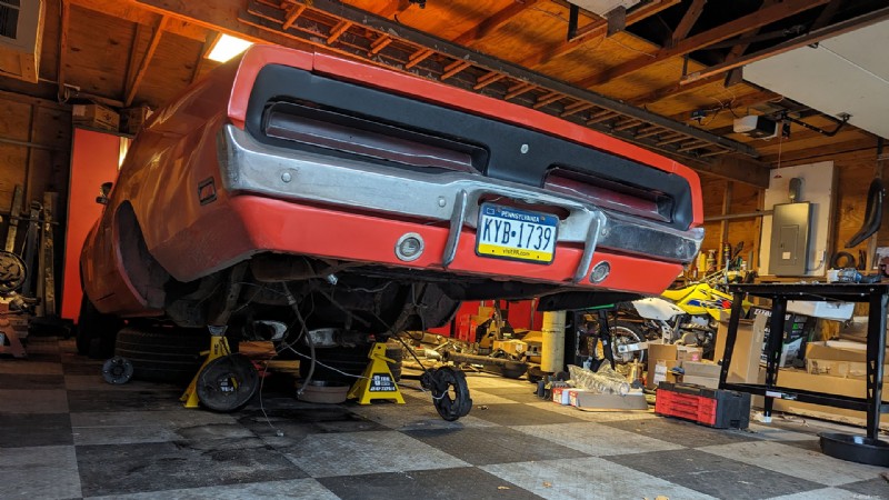 Transformace Dodge Charger z roku 1969:Úspěšná modernizace 4prvkového zadního odpružení Heidts 