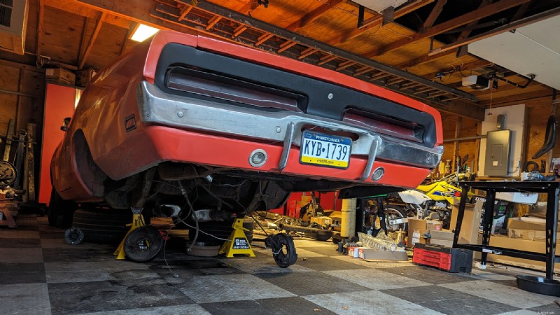 Testování sad Heidts 4-Link Rear a IFS na Dodge Charger 