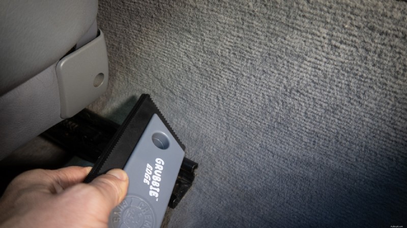 Udržujte své auto bez poskvrny:Nejlepší odstraňovač chlupů pro majitele psů 