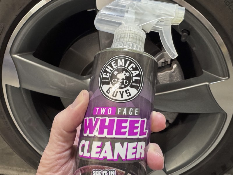 Chemical Guys Megalodon Towel &Two-Face Wheel Cleaner:Odborná recenze a výsledky 
