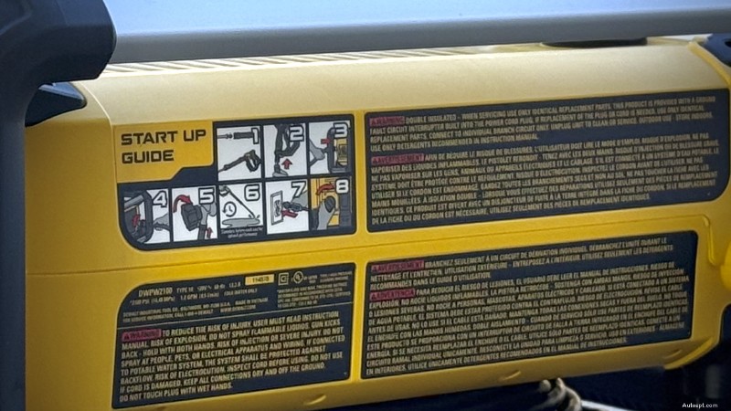Recenze elektrické tlakové myčky DeWalt 2100psi – výkon, spolehlivost a hodnota 