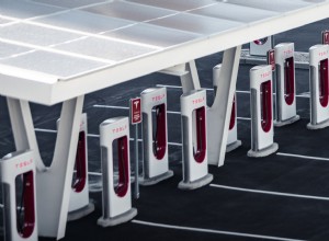 Kompletní seznam výrobců automobilů přecházejících na systém nabíjení elektromobilů NACS od Tesly (aktualizováno) 