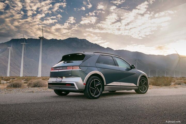 Žebříček výzkumu SUV za březen 2026:Nejlepší a nejméně sledované modely 