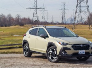 Subaru Crosstrek Hybrid vs Toyota Corolla Cross Hybrid:Odborná recenze a srovnání vedle sebe 