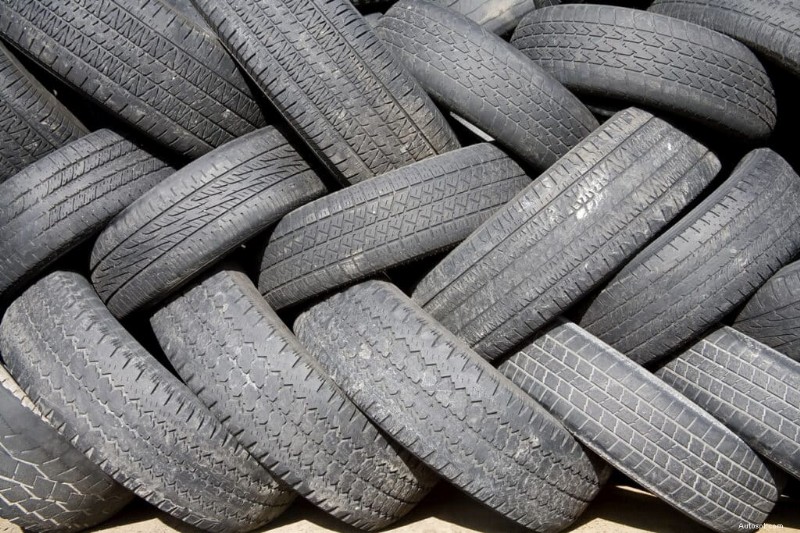 Předpisy pro pneumatiky MOT:Jak problémy s pneumatikami vedou k selhání a tipy na prevenci 